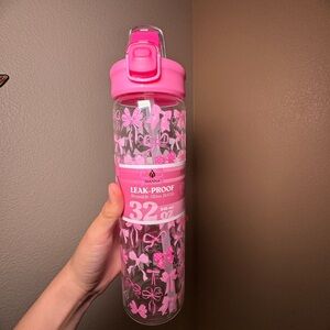 Manna Pink Leak-Proof Water Bottle Ribbon Glass